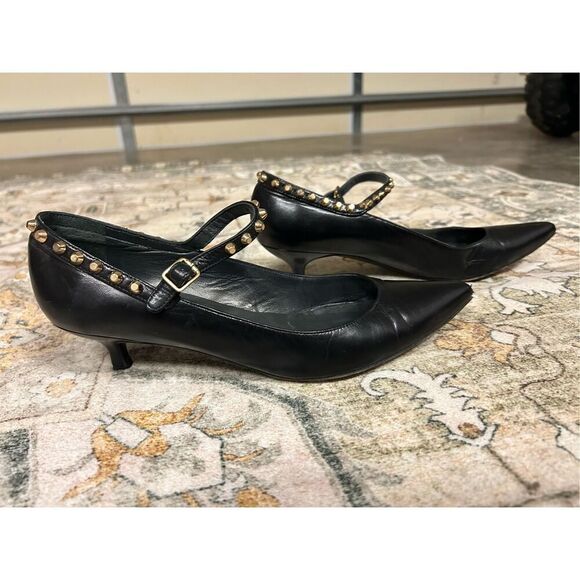 STUART WEITZMAN GOLD STUD KITTEN HEEL BLACK PUMPS - Picture 3 of 12